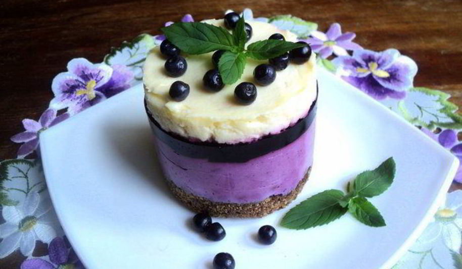 Рецепт мини-чизкейков с черникой