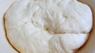 дрожжевые рулеты с маком и корицей