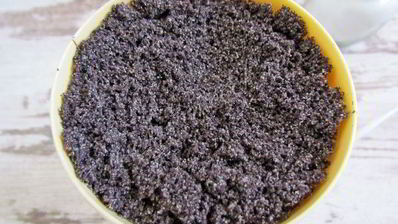 дрожжевые рулеты с маком и корицей