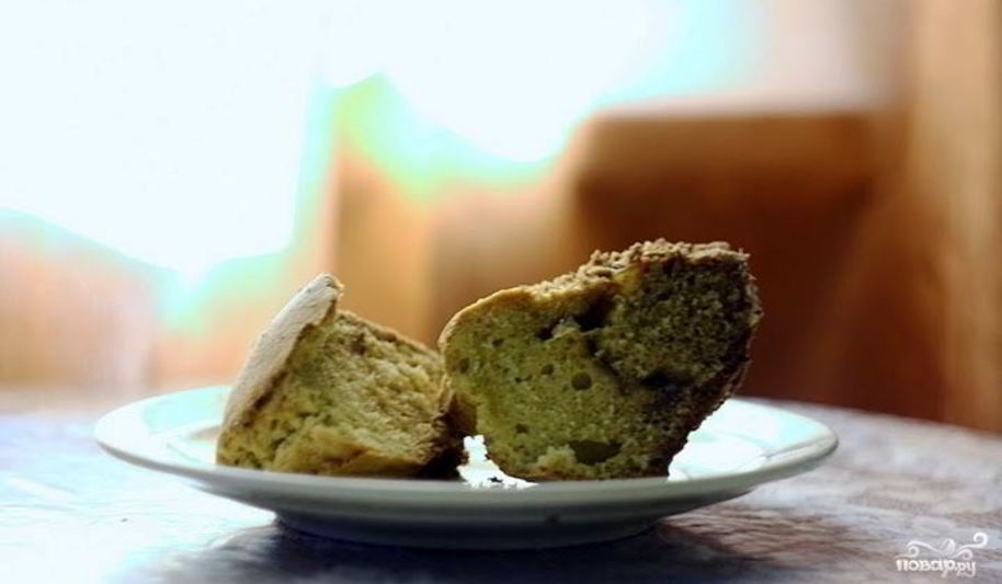 Рецепт кекса с бразильским орехом, вареньем и шоколадом