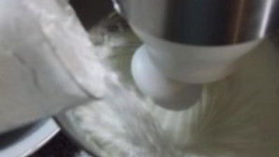 кекс с клубничным вареньем