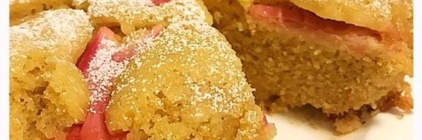 Кекс с ревенем, миндалем и апельсином