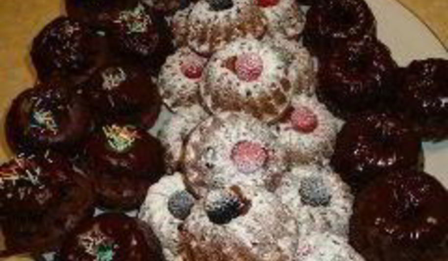 Рецепт кексов на кефире в формочках день и ночь