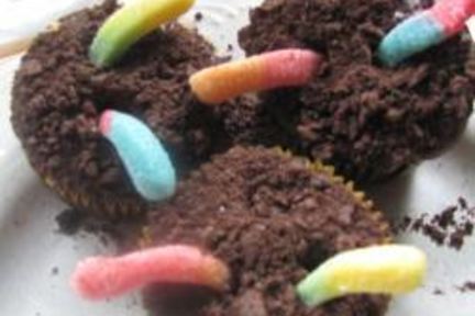 Кексы с червяками