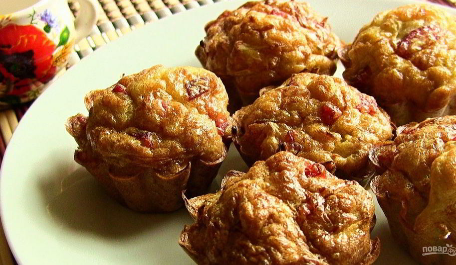 Рецепт кексов с капустой и колбасой