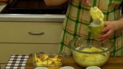 кексы в чашках