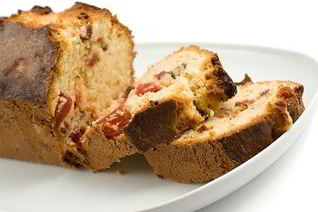 Клубнично-ореховый кекс