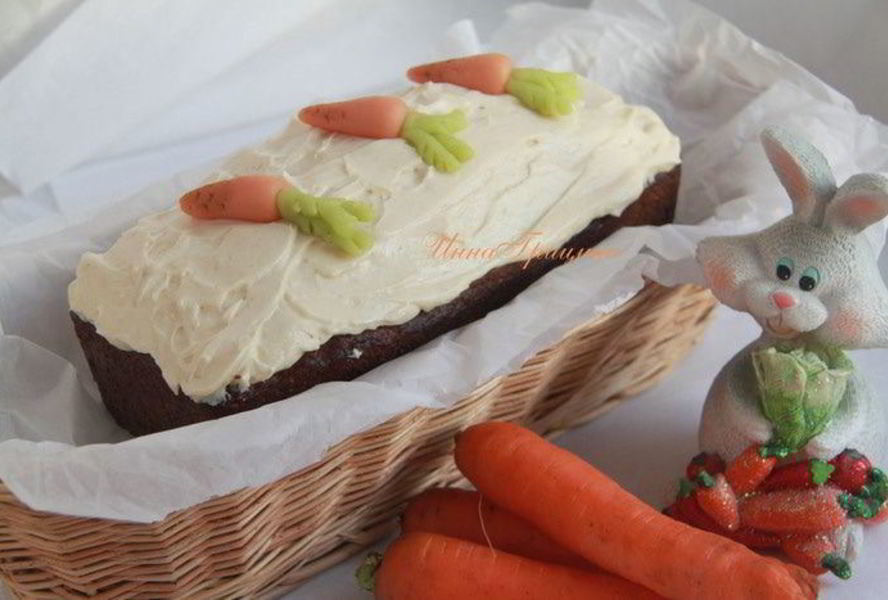 Морковный кекс с коричной глазурью