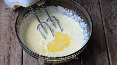 творожные кексы с клубникой