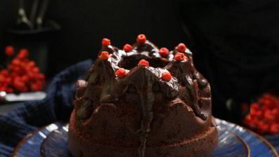 влажный шоколадный кекс с джемом