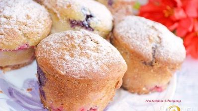 ягодные кексы с шоколадом