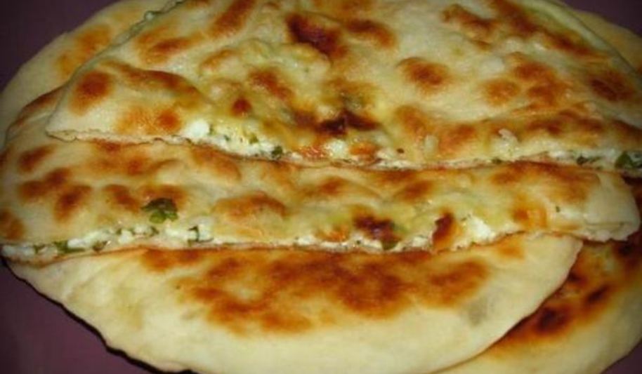 Рецепт быстрых хачапури с сыром и зеленью
