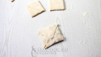 хачапури из слоеного теста