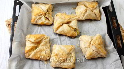 хачапури из слоеного теста