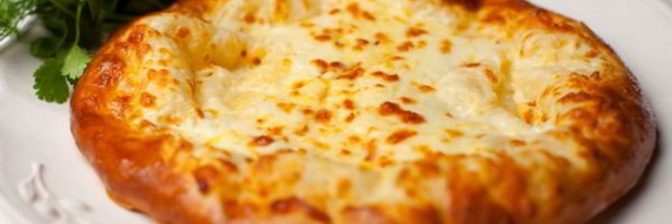 Хачапури по-тбилисски с сулугуни