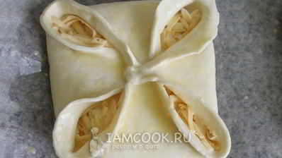 хачапури с сыром из слоеного теста