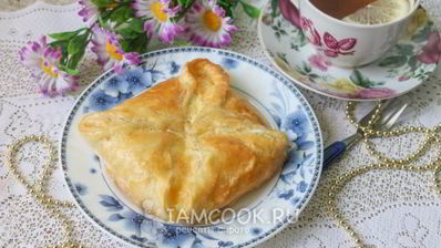 хачапури с сыром из слоеного теста