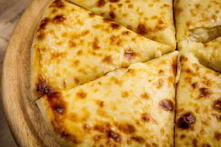 Хачапури с сыром по-Имеретински из дрожжевого теста