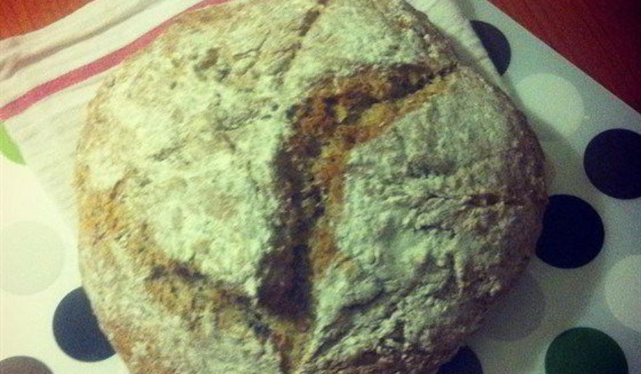 Рецепт бездрожжевого хлеба на кефире с грецкими орехами