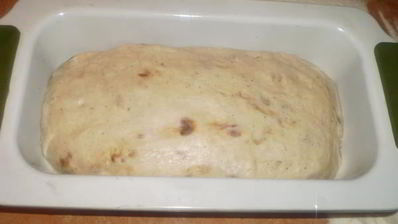 хлеб с финиками