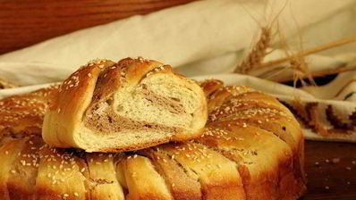 хлеб-венок три теста