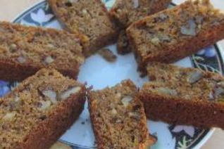 Морковный хлеб с орехами