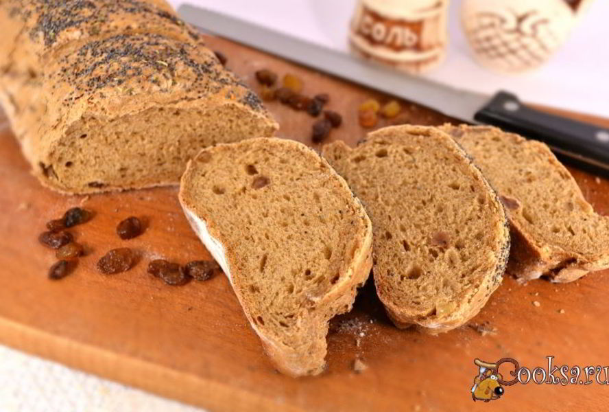 Пшенично-ржаной батон с изюмом
