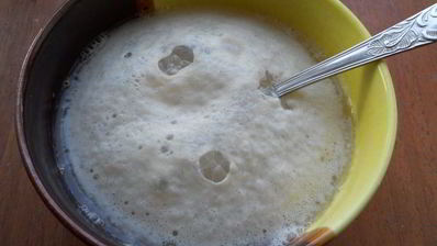 пшенично-ржаной батон с изюмом