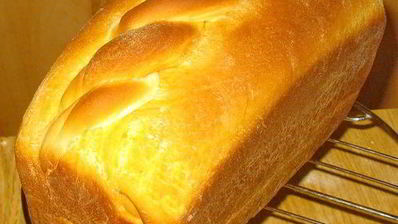 рулетный узорный хлеб