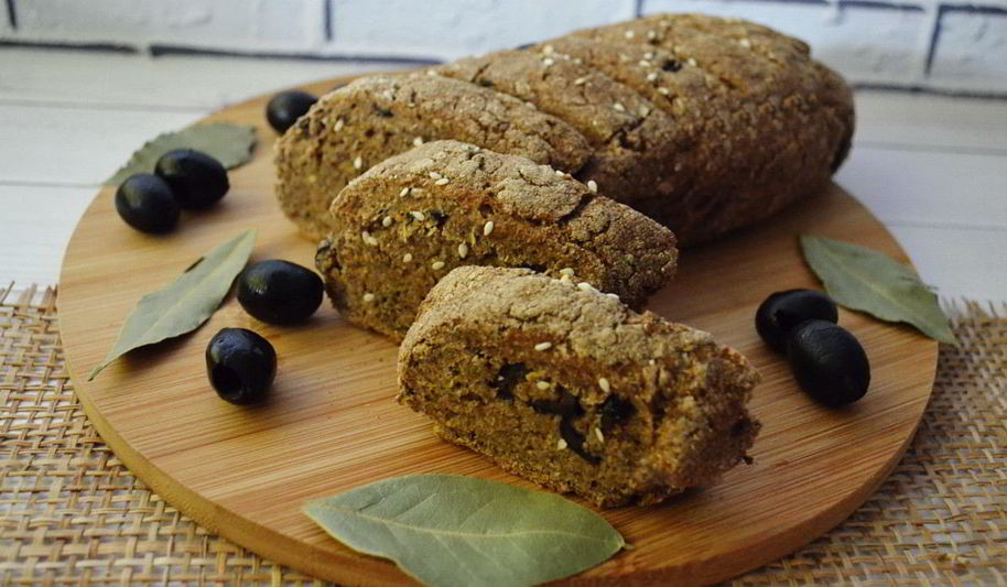 Рецепт ржаного хлеба с маслинами и прованскими травами