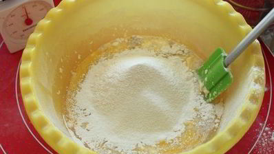 сдобный хлеб с узором