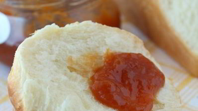 сдобный хлеб с узором