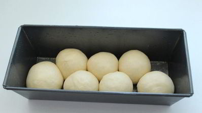 сдобный хлеб с узором