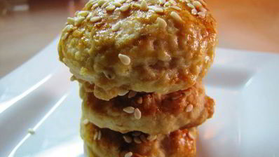 сконы банановые с кунжутом