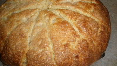 сконы с вяленой вишней и лимонной глазурью