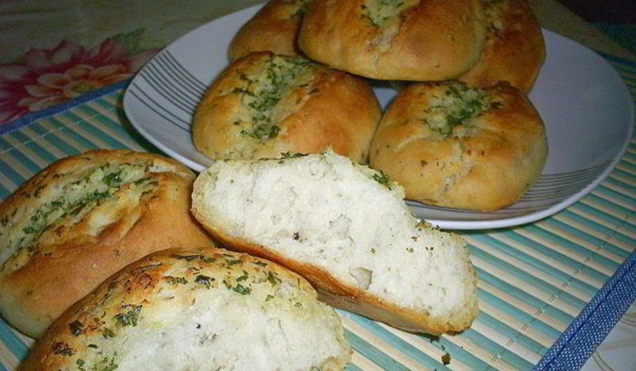 Рецепт японских чесночных хлебцев