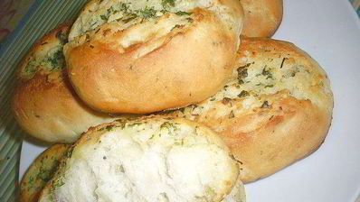 японские чесночные хлебцы