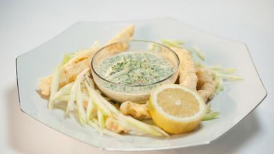 хворост из трески и семги с огуречной райтой