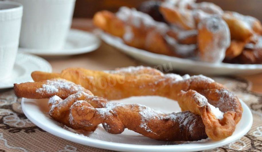 Рецепт хвороста классического на кефире