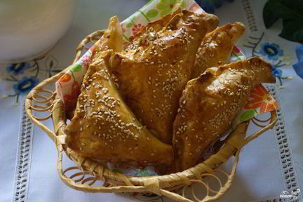 Конвертики из бездрожжевого слоеного теста