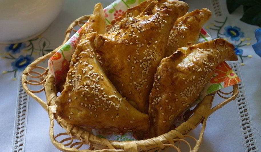 Рецепт конвертиков из бездрожжевого слоеного теста