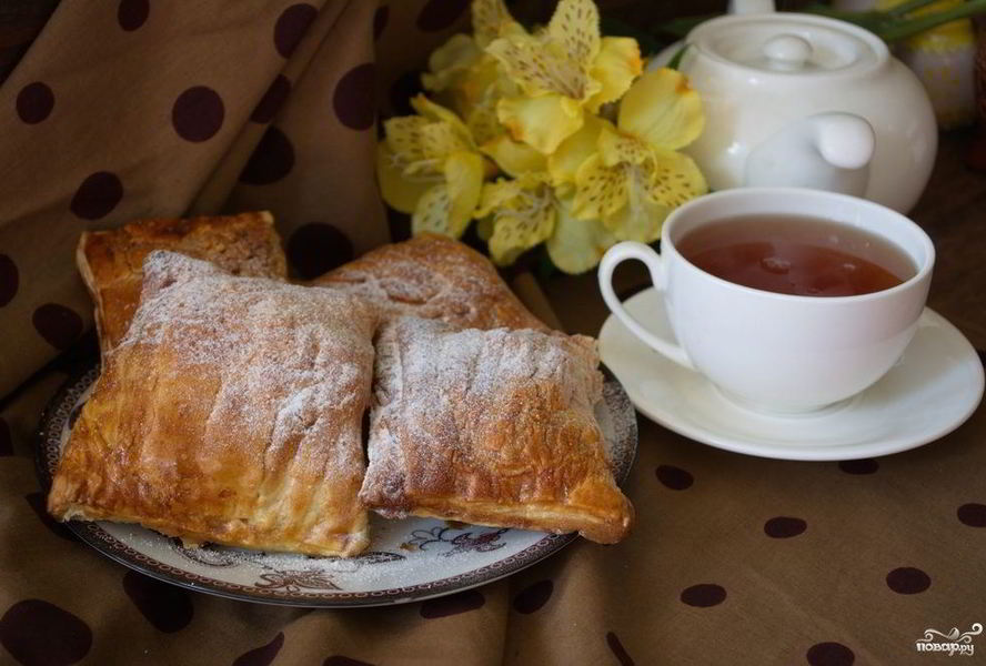 Конвертики из слоеного бездрожжевого теста