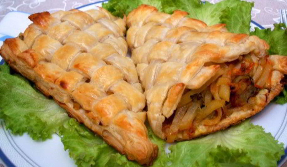 Рецепт конвертиков из слоеного теста с начинкой из рыбы и овощей