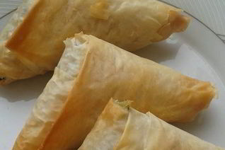 Конвертики из теста фило со шпинатом и картофелем