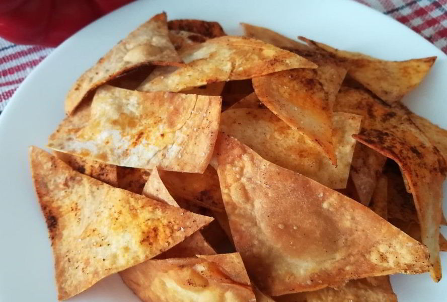 Чипсы из лаваша с копченой паприкой