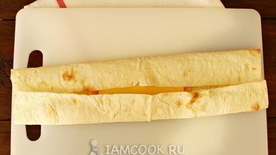 конвертики из лаваша с сыром и ветчиной