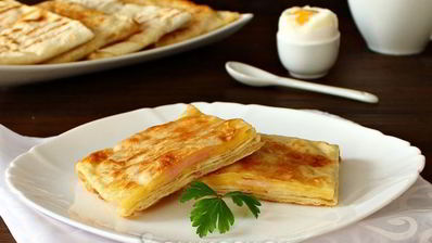 конвертики из лаваша с сыром и ветчиной