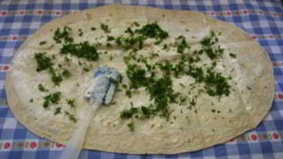 лаваш с брынзой и зеленью