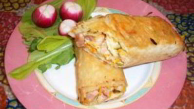 лаваш с корейской морковкой и огурцом