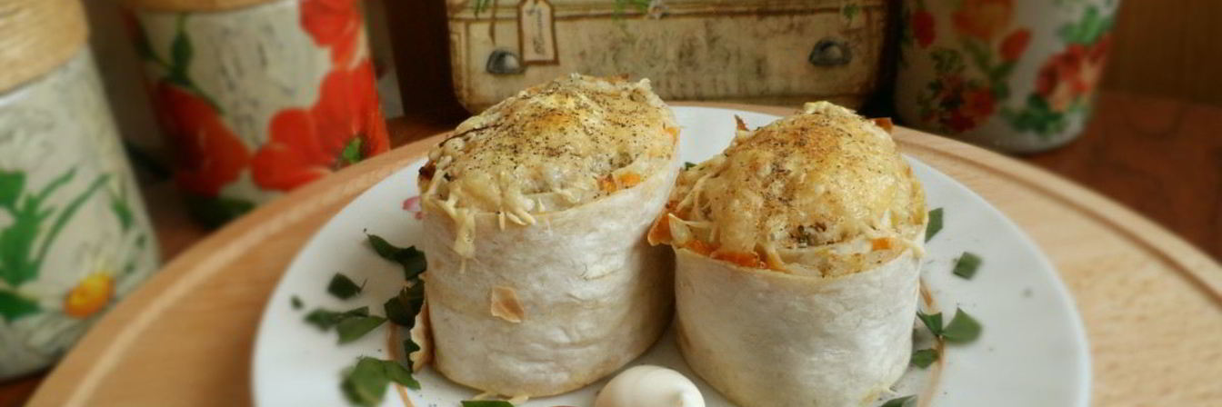 Лаваш с рыбой и рисом в духовке